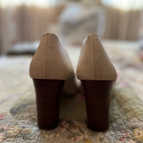 Low Black and White heels - Picture 4 of 4